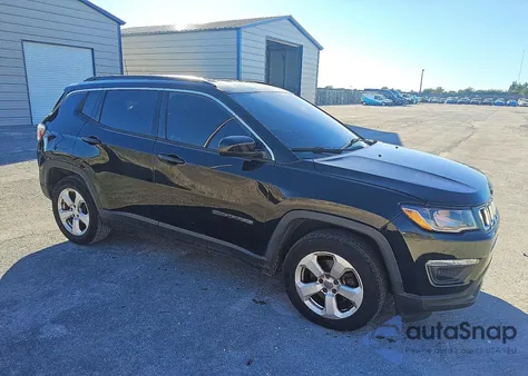 2018 Jeep Compass Latitude z USA, uszkodzony, nr VIN 3C4NJCBB7JT409474